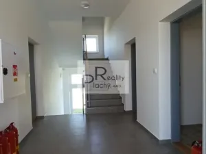 Prodej bytu 2+kk, Hevlín, 66 m2