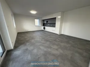 Pronájem bytu 2+kk, Znojmo, Sládkova, 61 m2