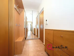 Pronájem bytu 2+kk, Praha - Troja, Velká skála, 50 m2