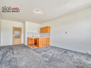 Pronájem bytu 1+kk, Hranice, Zborovská, 32 m2