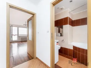Prodej bytu 1+kk, Praha - Letňany, Místecká, 31 m2