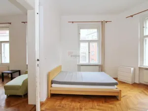 Pronájem bytu 2+1, Praha - Žižkov, Blahníkova, 69 m2