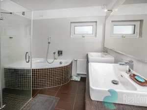 Prodej rodinného domu, Hrdějovice, Ke Kapličce, 217 m2