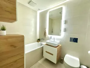 Pronájem bytu 4+kk, Praha - Strašnice, Zvěřinova, 117 m2