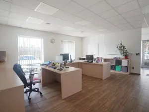 Pronájem kanceláře, Bystřany, Teplická, 420 m2