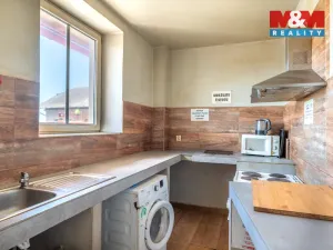 Prodej činžovního domu, Veselí nad Lužnicí - Veselí nad Lužnicí II, Nádražní, 1121 m2