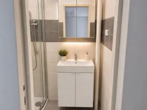 Pronájem bytu 1+kk, Praha - Braník, Jeremenkova, 28 m2