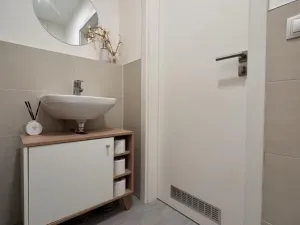 Pronájem bytu 2+kk, Praha - Karlín, Sokolovská, 65 m2