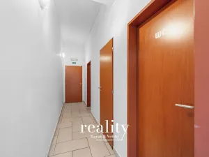 Pronájem obchodního prostoru, Jihlava, Žižkova, 145 m2