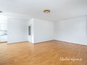 Pronájem bytu 1+kk, Praha - Košíře, Zahradníčkova, 46 m2