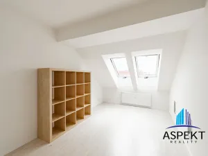 Prodej bytu 4+kk, Praha - Žižkov, Nad Ohradou, 94 m2