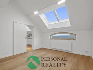 Pronájem bytu 3+1, Praha, U akademie, 130 m2