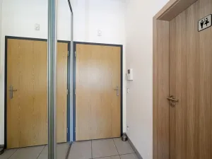 Pronájem bytu 1+kk, Praha - Liboc, Evropská, 51 m2