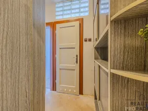 Prodej bytu 3+1, Ostrava, Viktora Huga, 74 m2