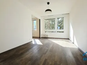 Pronájem bytu 3+1, Praha, Plamínkové, 67 m2