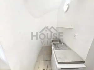 Pronájem obchodního prostoru, Praha - Kobylisy, Klapkova, 40 m2