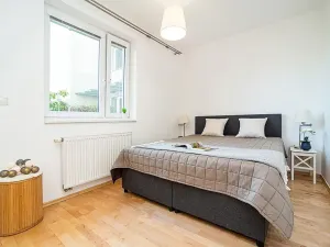 Pronájem bytu 2+kk, Praha - Dubeč, U lipové aleje, 60 m2