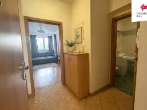 Pronájem bytu 1+kk, Praha - Kyje, Sicherova, 34 m2