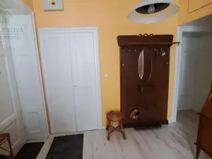 Prodej bytu 3+1, Ostrava, Zahradní, 80 m2