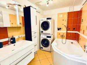 Prodej bytu 4+kk, Karlovy Vary, Zámecký vrch, 177 m2