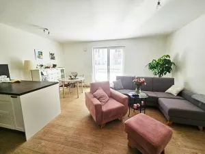 Pronájem bytu 2+kk, Jesenice, Cedrová, 65 m2