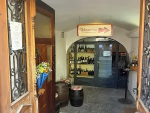 Pronájem obchodního prostoru, Kutná Hora, Václavské náměstí, 270 m2