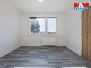 Prodej bytu 4+1, Volary, Sídl. Míru, 80 m2