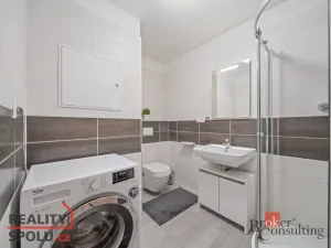 Pronájem bytu 1+kk, Hradec Králové - Nový Hradec Králové, Kejzlarova, 31 m2