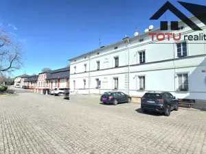 Prodej bytu 4+1, Kuks, 91 m2