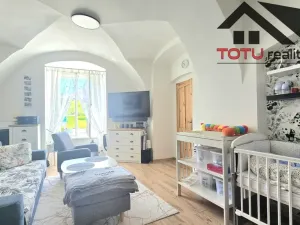 Prodej bytu 4+1, Kuks, 91 m2