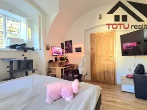 Prodej bytu 4+1, Kuks, 91 m2