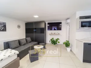 Prodej rodinného domu, Dolní Němčí, 220 m2