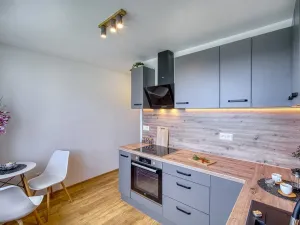 Pronájem bytu 2+1, Jirkov, Studentská, 57 m2