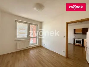 Pronájem bytu 2+kk, Zlín, Zelinova, 53 m2