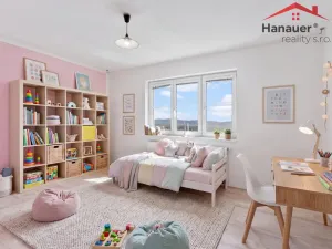 Prodej bytu 3+1, Chlumec, Stradovská, 99 m2