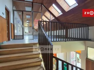 Pronájem obchodního prostoru, Spytihněv, 442 m2