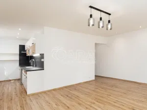 Pronájem bytu 3+kk, Praha - Komořany, Za sídlištěm, 73 m2