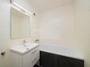 Pronájem bytu 3+kk, Praha - Komořany, Za sídlištěm, 73 m2