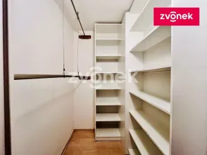 Pronájem bytu 3+1, Zlín - Prštné, K. Světlé, 64 m2