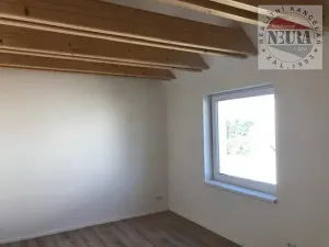 Pronájem rodinného domu, Bystřice, 144 m2