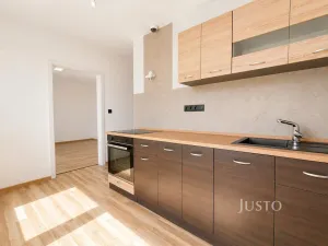 Prodej bytu 3+1, Bavorov, Na Sídlišti, 70 m2