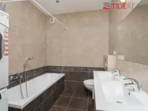 Pronájem bytu 4+kk, Praha - Vinohrady, U Havlíčkových sadů, 140 m2