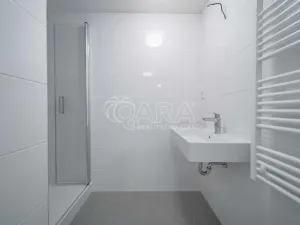 Pronájem bytu 1+kk, Praha - Modřany, Kolmanova, 52 m2