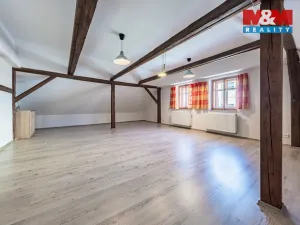 Prodej rodinného domu, Divišov, Horní náměstí, 213 m2