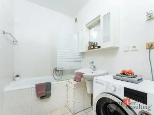 Prodej bytu 2+kk, Praha - Stodůlky, Běhounkova, 67 m2