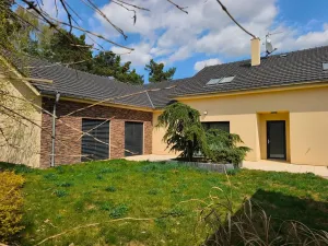 Prodej rodinného domu, Zichovec, 384 m2