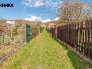 Prodej zahrady, Lom, 522 m2