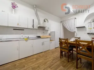 Prodej obchodního prostoru, Břeclav, 17. listopadu, 900 m2