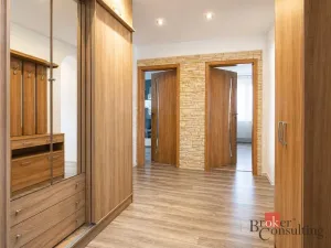 Prodej bytu 4+1, Zbůch, U Vlečky, 84 m2