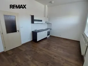 Pronájem bytu 2+kk, Rousínov, 45 m2